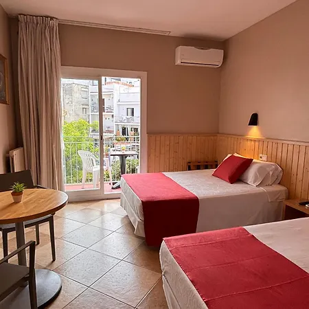 酒店 锡切斯皮卡迪利酒店