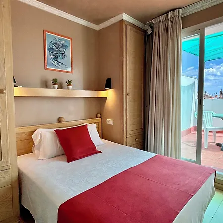 锡切斯皮卡迪利酒店 锡切斯