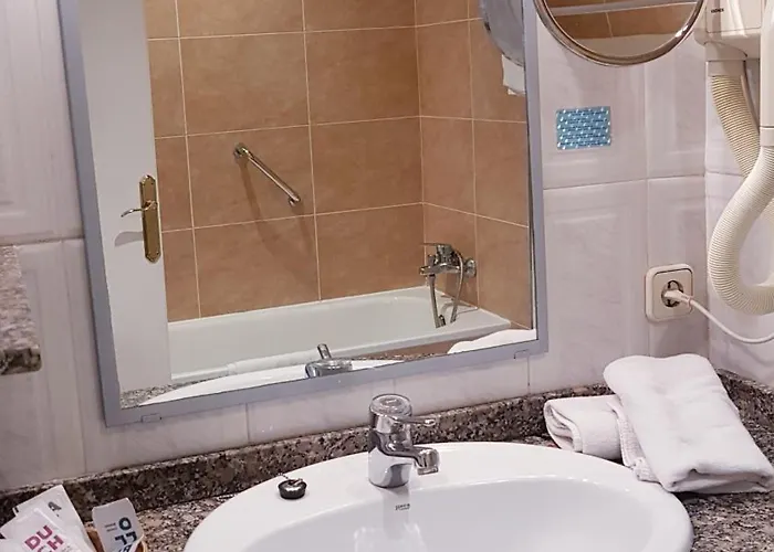 Piccadilly Готель 3*