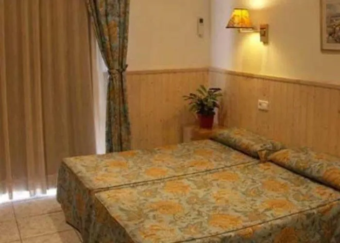 Piccadilly Готель 3*